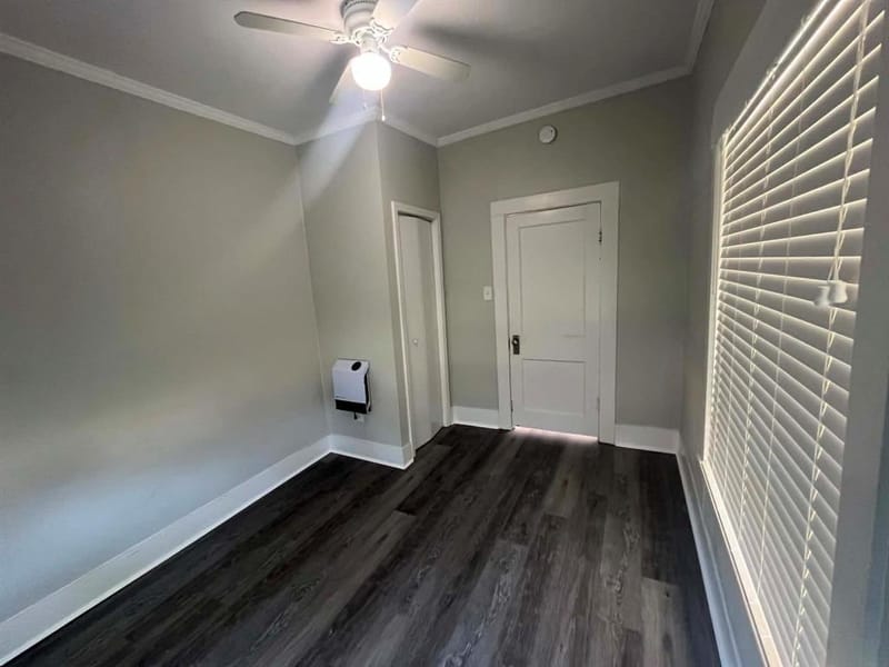 1607 Avenue I, Brownwood TX 76801 - Photo 7