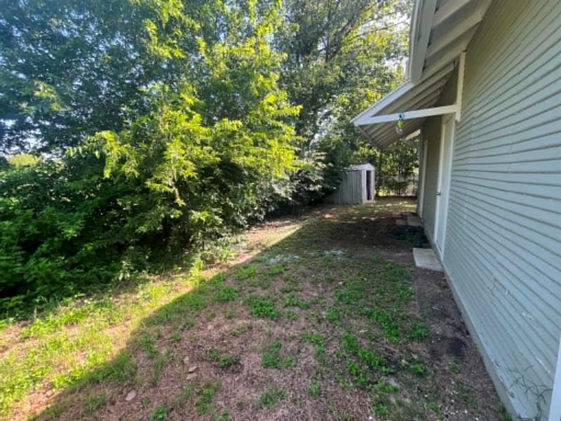 1607 Avenue I, Brownwood TX 76801 - Photo 20