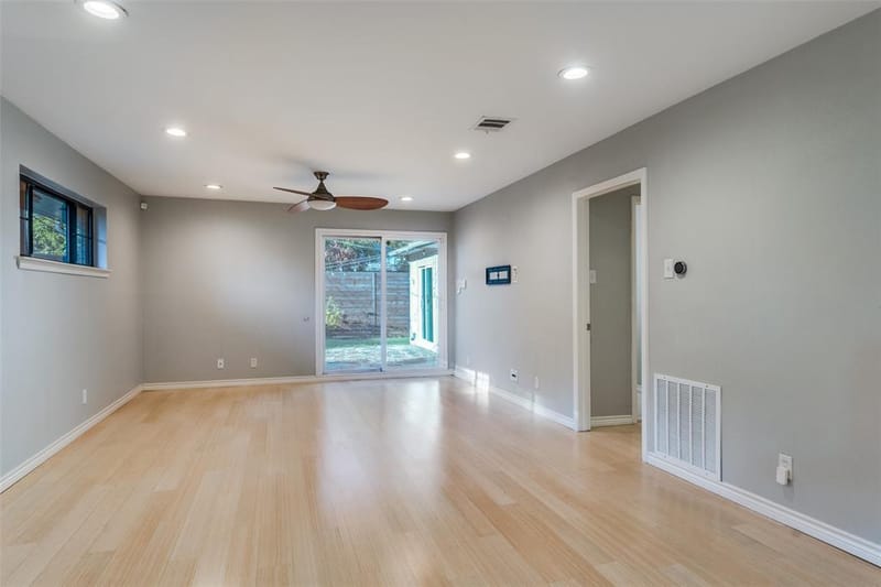 10665 Lake Haven Drive, Dallas TX 75238 - Photo 17