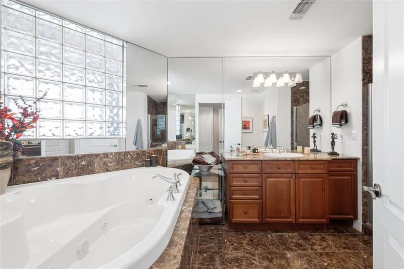 3401 Lee Parkway # 1007, Dallas TX 75219 - Photo 16
