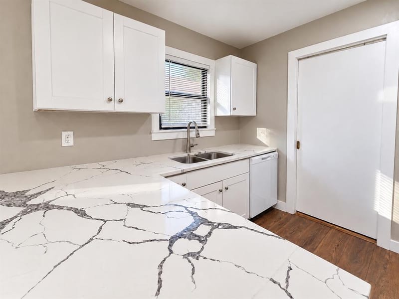 5140 Dimple Jackson Street, Dallas TX 75210 - Photo 6