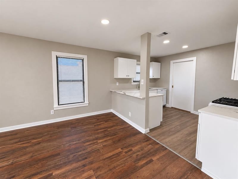 5140 Dimple Jackson Street, Dallas TX 75210 - Photo 5