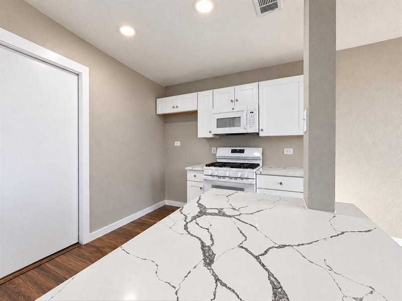 5140 Dimple Jackson Street, Dallas TX 75210 - Photo 8