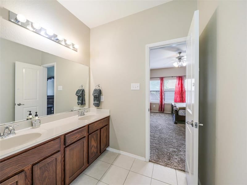 9720 Tipperary Drive, McKinney TX 75072 - Photo 18