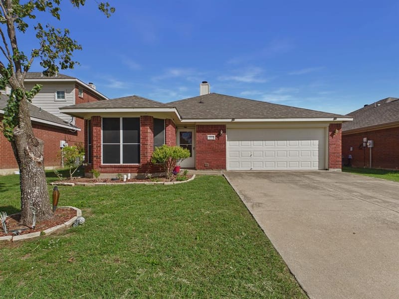 2332 Rushing Springs, Fort Worth TX 76118 - Photo 2