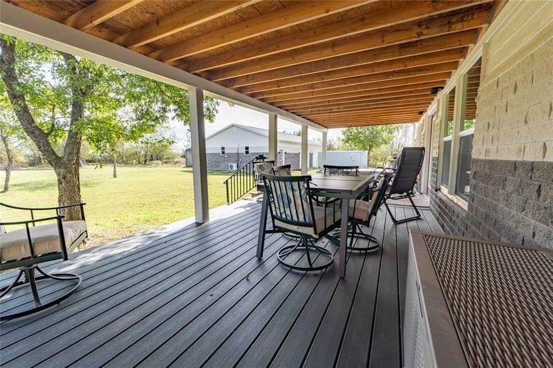 211 E Bay Drive, Bridgeport TX 76426 - Photo 6
