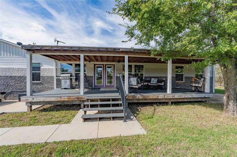 211 E Bay Drive, Bridgeport TX 76426 - Photo 7