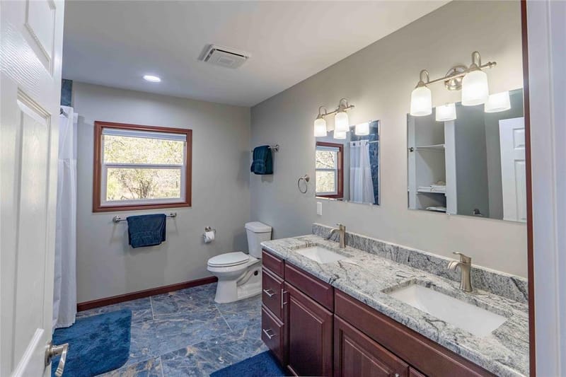 211 E Bay Drive, Bridgeport TX 76426 - Photo 24