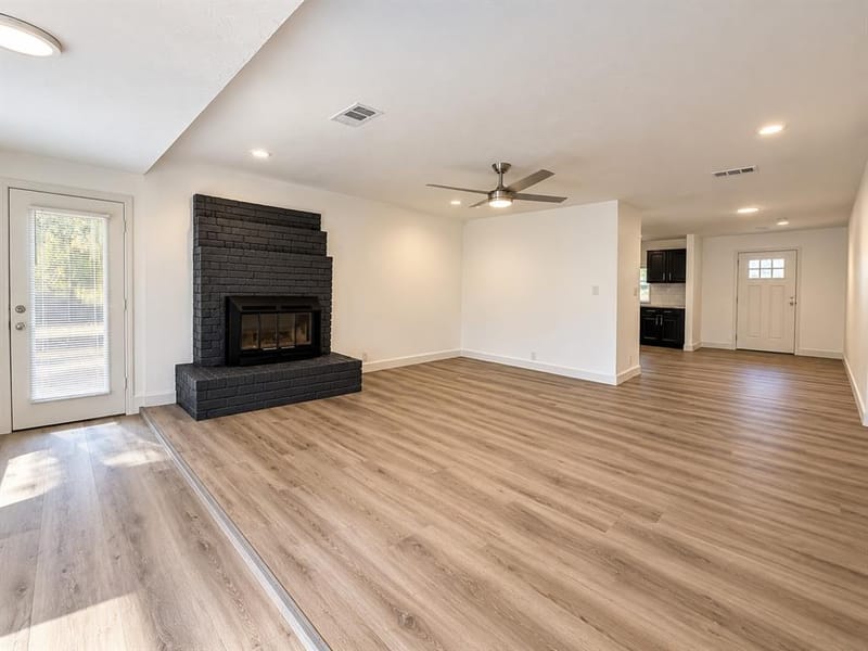 1032 W Oak Street, Weatherford TX 76086 - Photo 6