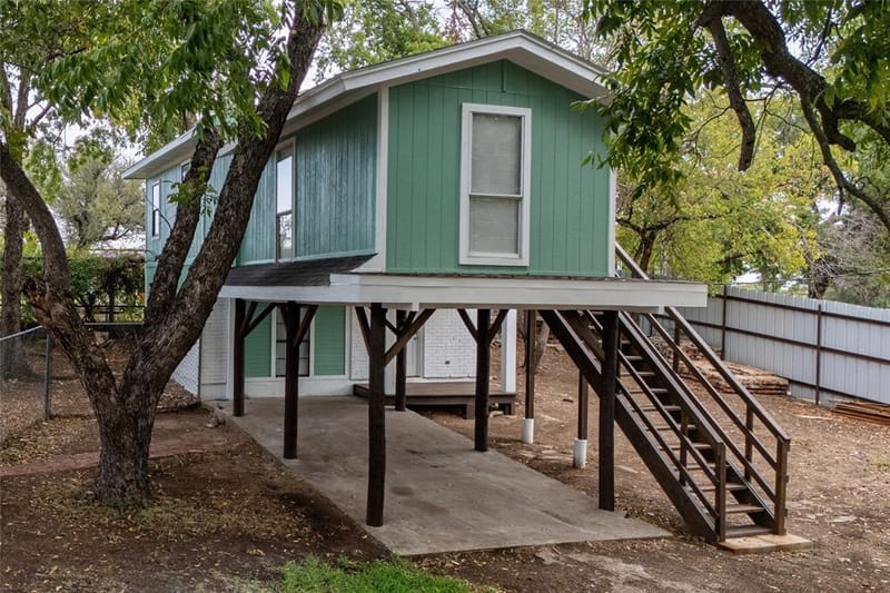 1032 W Oak Street, Weatherford TX 76086 - Photo 25