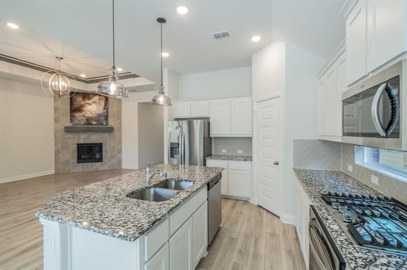 260 Tallgrass Drive, Lavon TX 75166 - Photo 9
