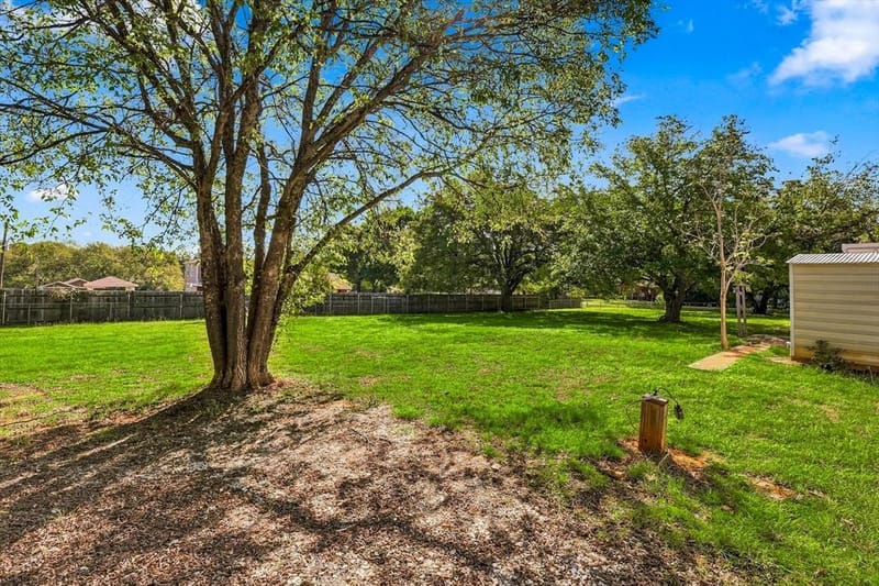 12209 Moonway Lane, Burleson TX 76028 - Photo 22