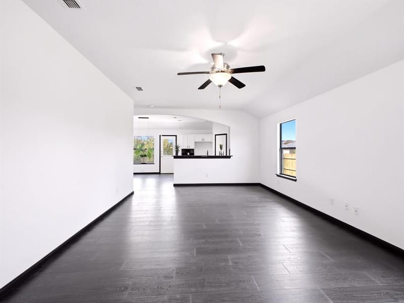 4000 Rosita Street, Fort Worth TX 76119 - Photo 22