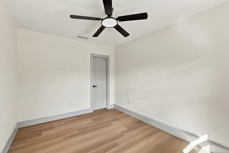 737 Blueberry Lane, Grand Prairie TX 75052 - Photo 22