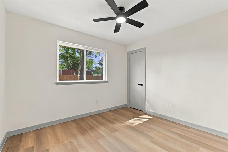 737 Blueberry Lane, Grand Prairie TX 75052 - Photo 21