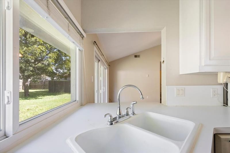 1117 High Point Road, Arlington TX 76015 - Photo 10