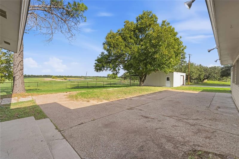 1822 VINE Street, Brownwood TX 75801 - Photo 27