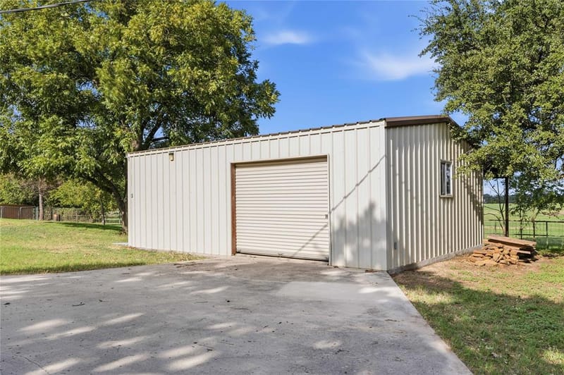 1822 VINE Street, Brownwood TX 75801 - Photo 29