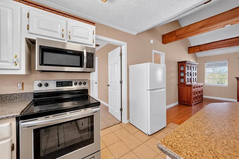 261 Rs County Road 4528, Point TX 75472 - Photo 8