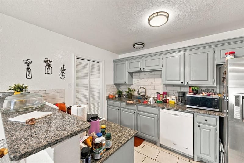 1307 Berry Drive, Cleburne TX 76033 - Photo 12