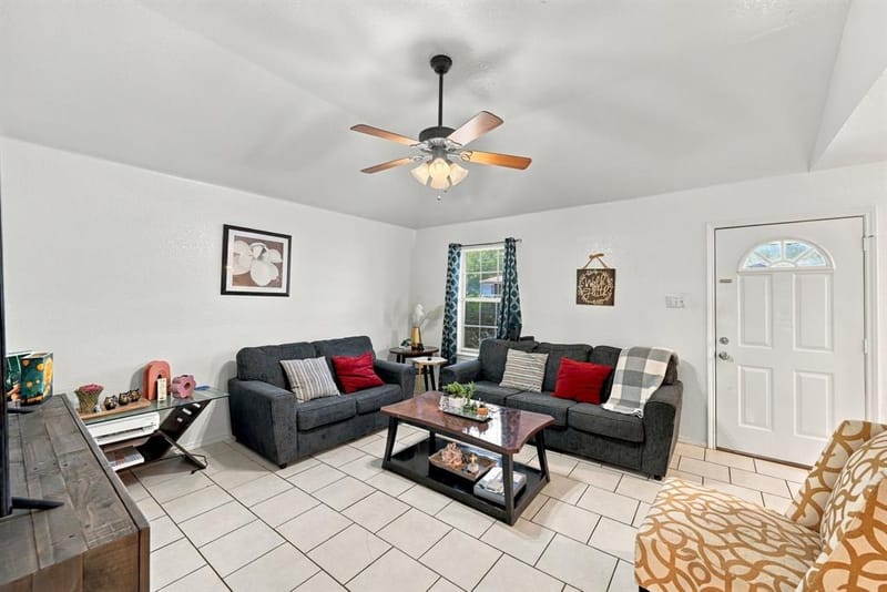 1307 Berry Drive, Cleburne TX 76033 - Photo 8
