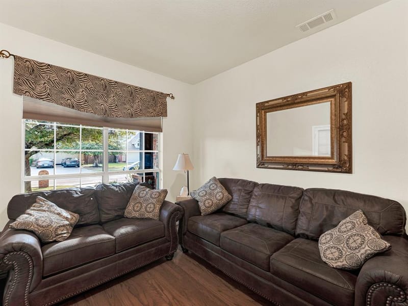 2328 Tawny Owl Road, Grand Prairie TX 75052 - Photo 3