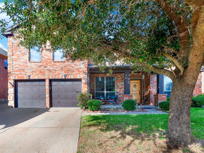 2328 Tawny Owl Road, Grand Prairie TX 75052