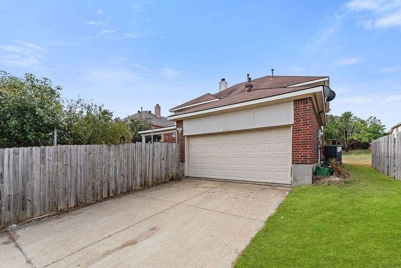 2215 Elm Falls Place, Mesquite TX 75181 - Photo 33