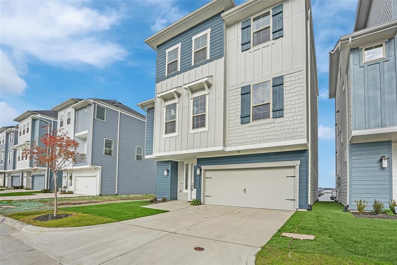 1121 Marc Place, Rowlett TX 75088