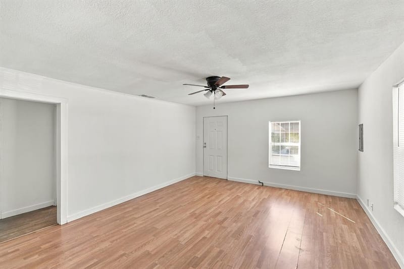 405 N Atlantic Street # 407, Cleburne TX 76031 - Photo 16