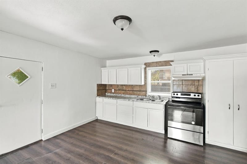 405 N Atlantic Street # 407, Cleburne TX 76031 - Photo 19