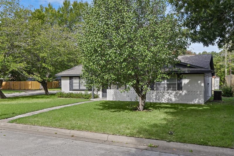 116 San Jacinto Street, Waxahachie TX 75165 - Photo 3