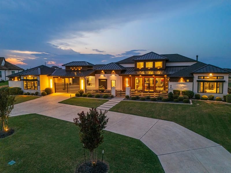 3316 Castlehill Court, Northlake TX 76247