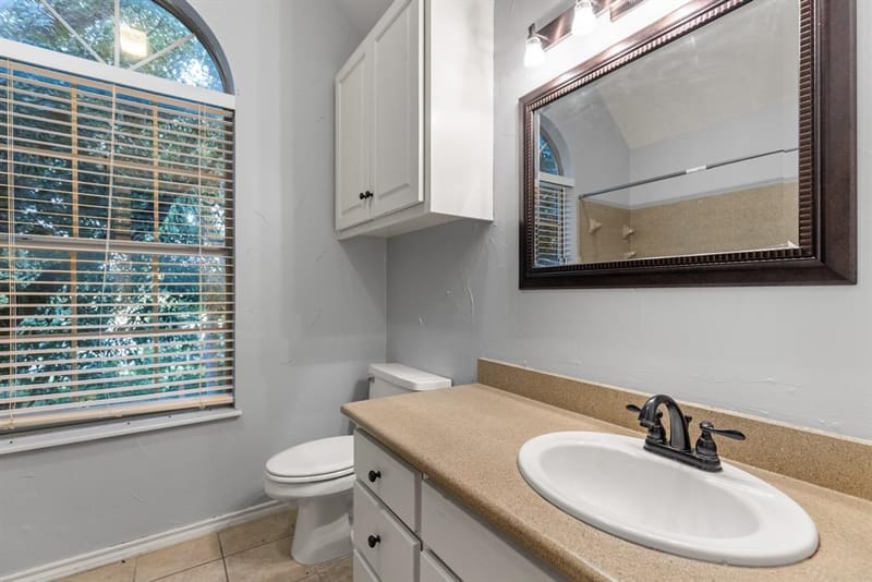 207 Westlane Circle, Woodway TX 76712 - Photo 32