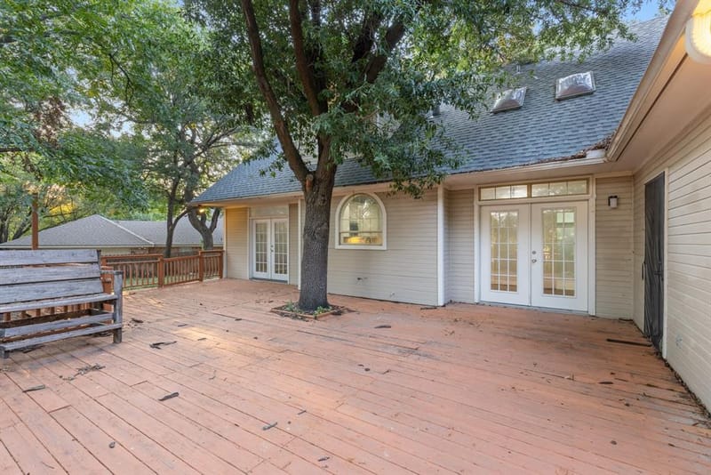207 Westlane Circle, Woodway TX 76712 - Photo 8