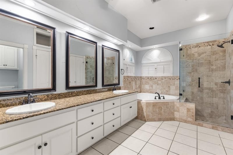 207 Westlane Circle, Woodway TX 76712 - Photo 25