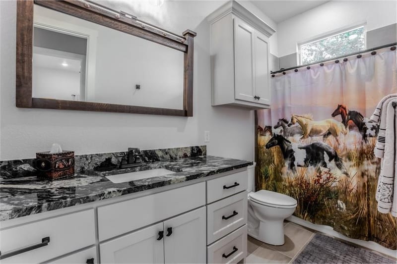 6015 Bonanza Drive # D, Granbury TX 76049 - Photo 17