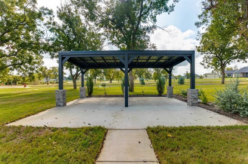6015 Bonanza Drive # D, Granbury TX 76049 - Photo 22