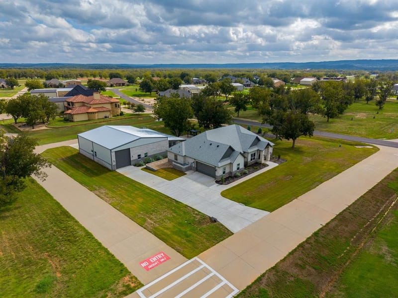 6015 Bonanza Drive # D, Granbury TX 76049 - Photo 30