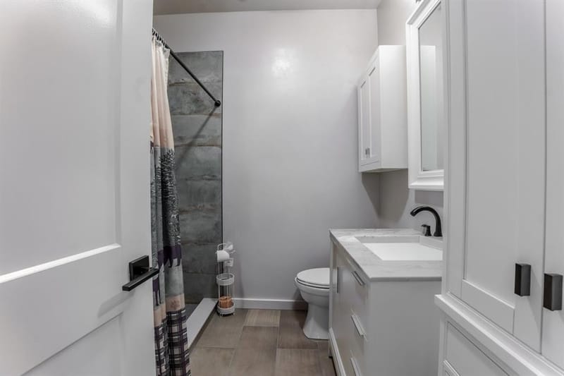 6015 Bonanza Drive # D, Granbury TX 76049 - Photo 29