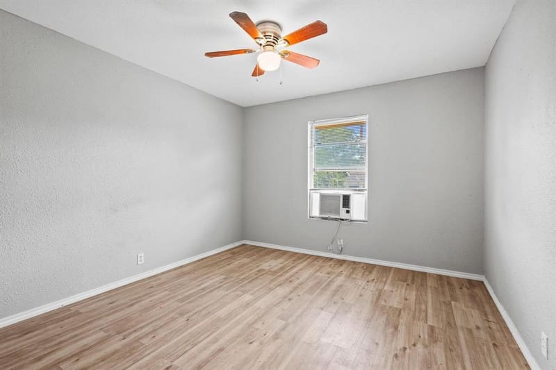 701 W Hull A & B Street, Denison TX 75020 - Photo 8