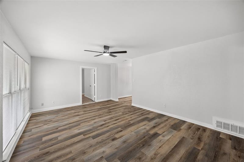 1605 Proctor Drive, Grand Prairie TX 75051 - Photo 2