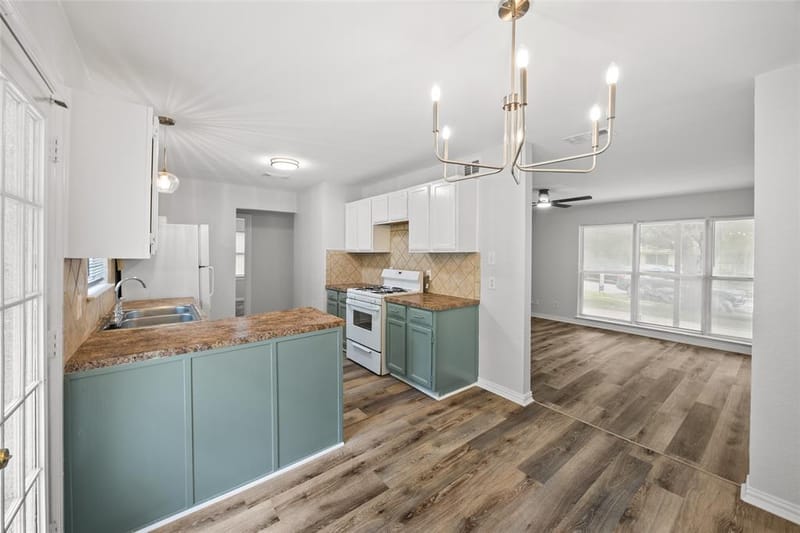1605 Proctor Drive, Grand Prairie TX 75051 - Photo 4