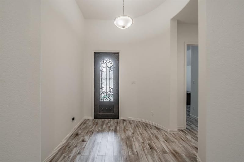 612 Rawlins Lane, Fort Worth TX 76131 - Photo 3