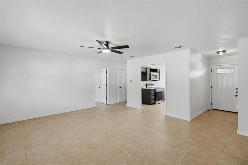 706 Shady Grove Drive, Granbury TX 76049 - Photo 6
