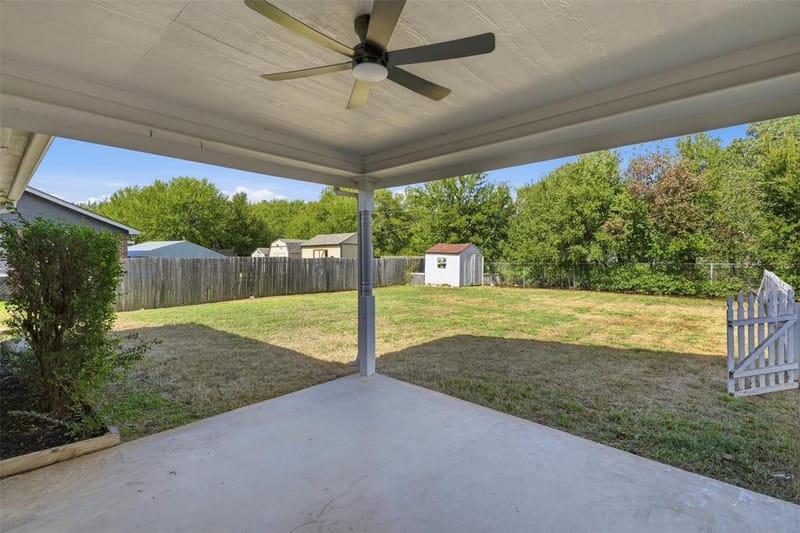 706 Shady Grove Drive, Granbury TX 76049 - Photo 30