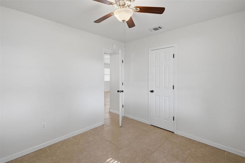 706 Shady Grove Drive, Granbury TX 76049 - Photo 25