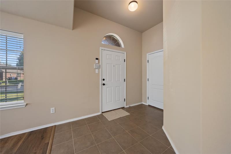 5124 Hidden Knolls Drive, McKinney TX 75071 - Photo 5