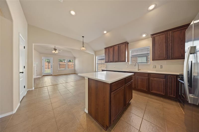 5124 Hidden Knolls Drive, McKinney TX 75071 - Photo 8