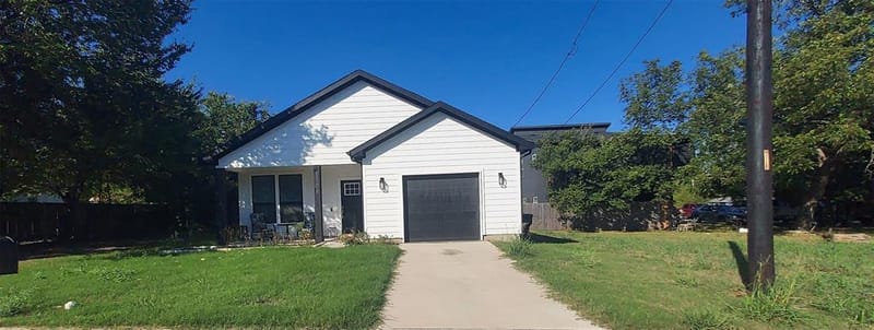 3308 Sayle Street, Greenville TX 75401